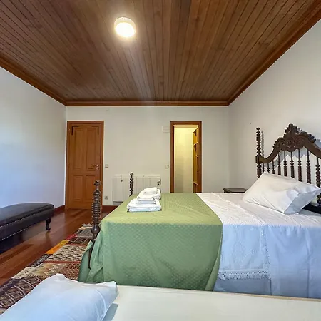 Hébergement de vacances Casalinho Do Outeiro *